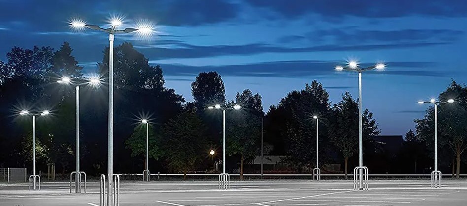 steel poles for commercial parking Lots lighting1