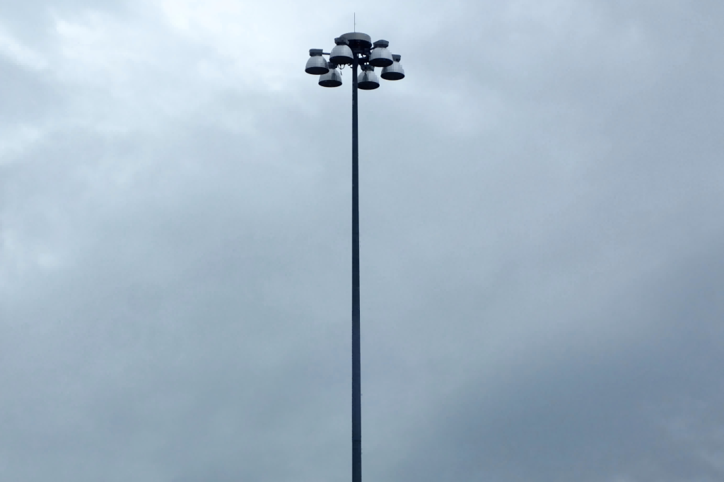 high mast lighting