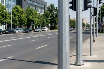 octagonal poles