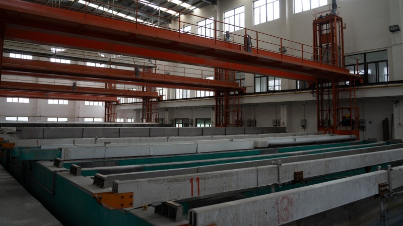 13.5M Automatic Anodized Pool